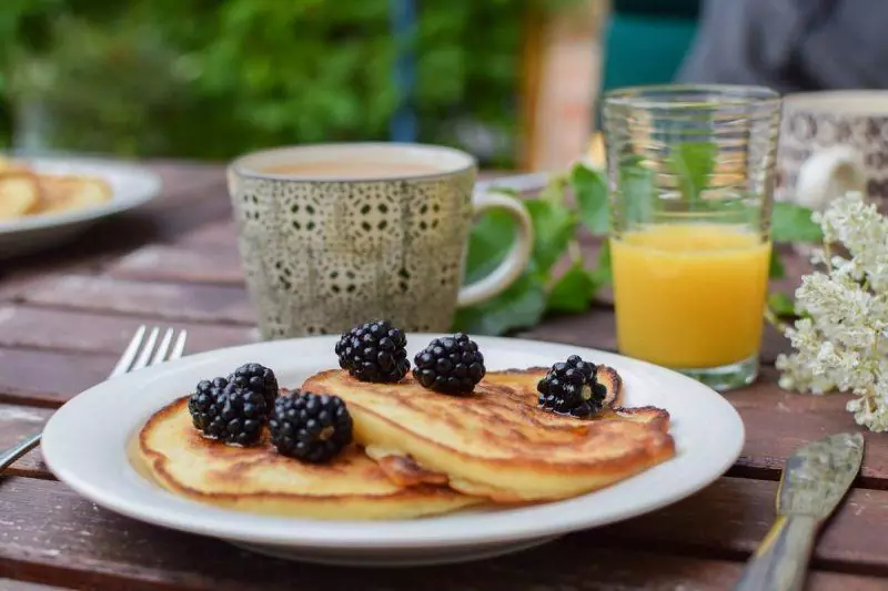 Pancakes with berries on top