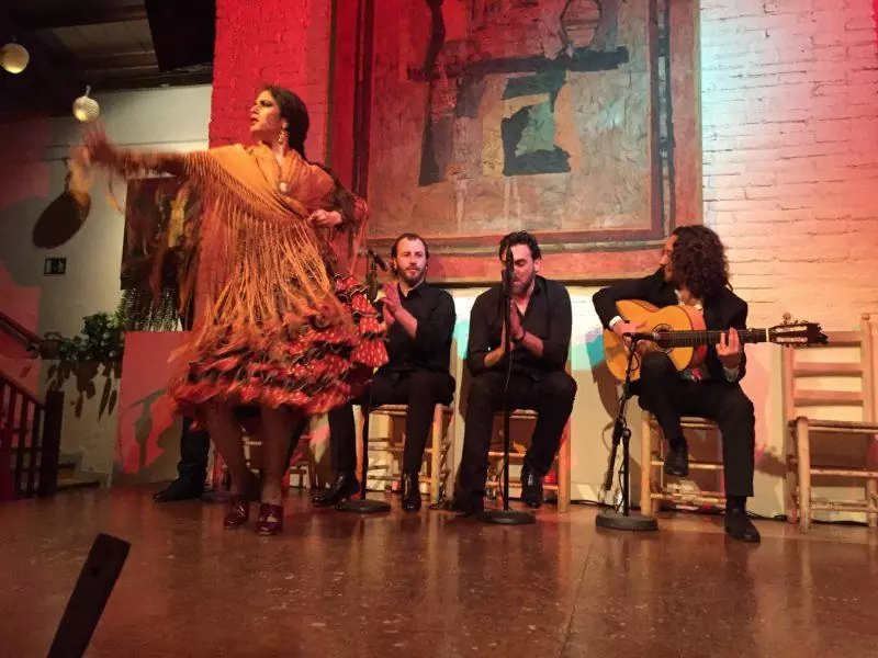 Flamenco show at Tablao de Carmen