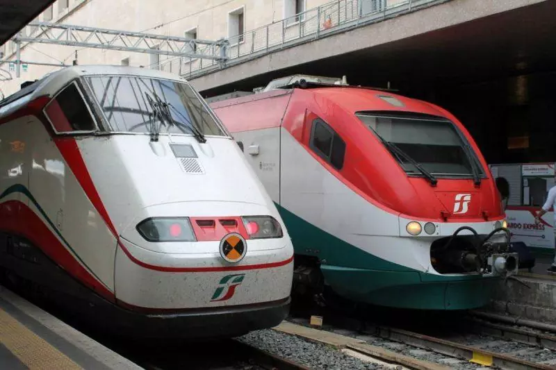 Trains departing from Milan to Cinque Terre