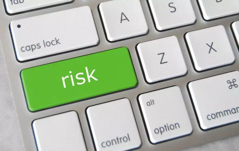 Keyboard showing risk button