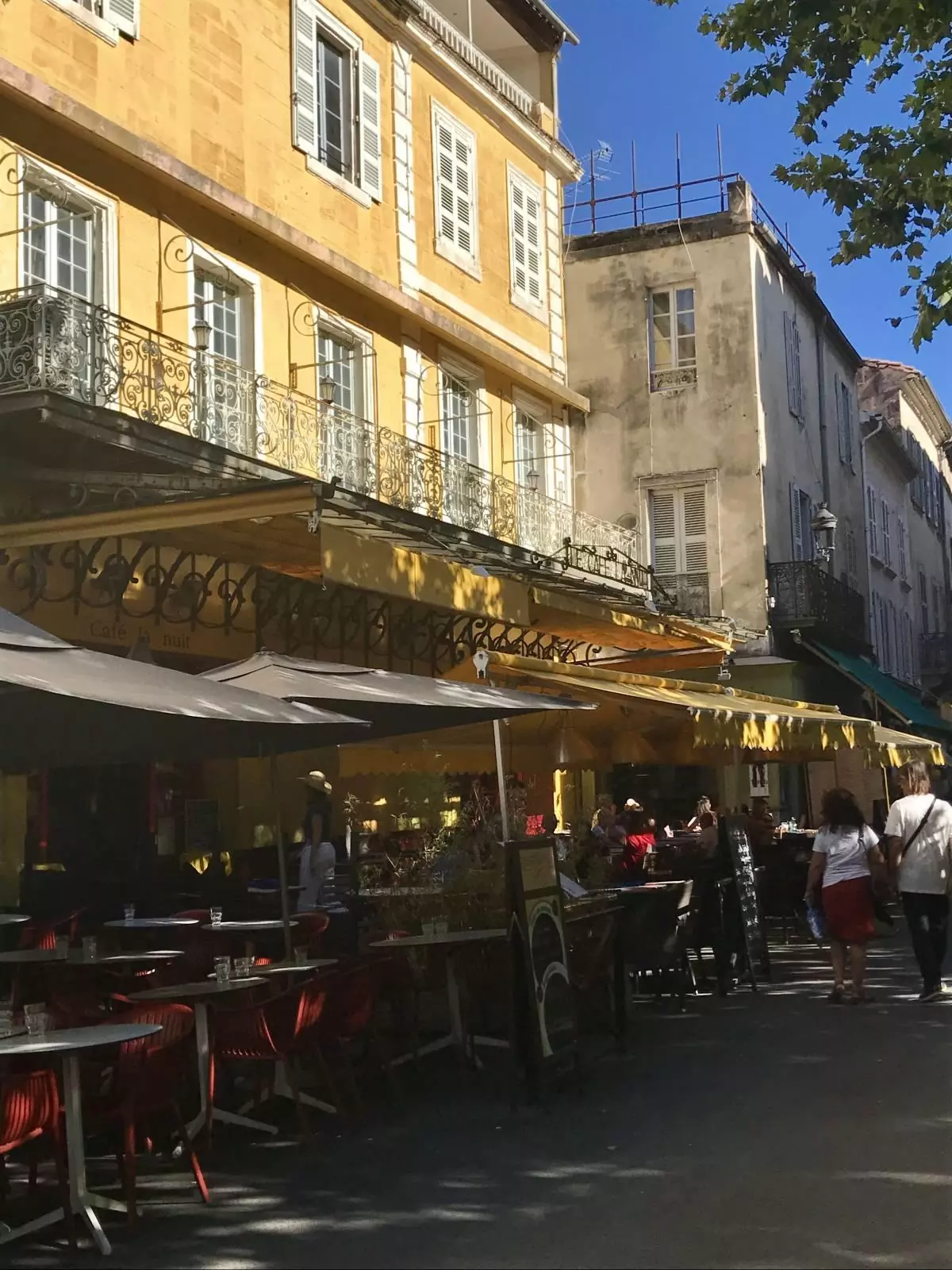 View of the cafe from the outside today