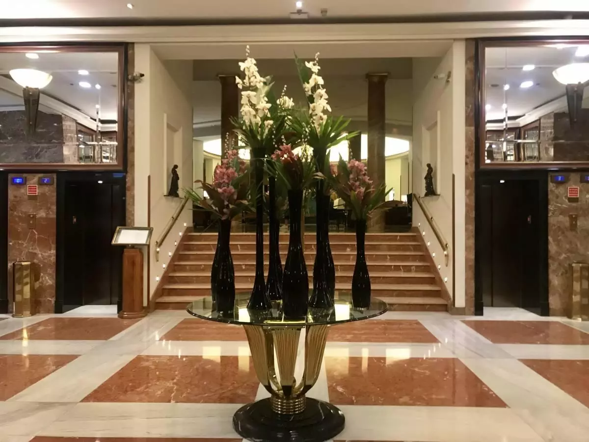 Modern Luxury In The Heart Of The Spanish Capital A Review Of The Intercontinental Madrid Jen On A Jet Plane