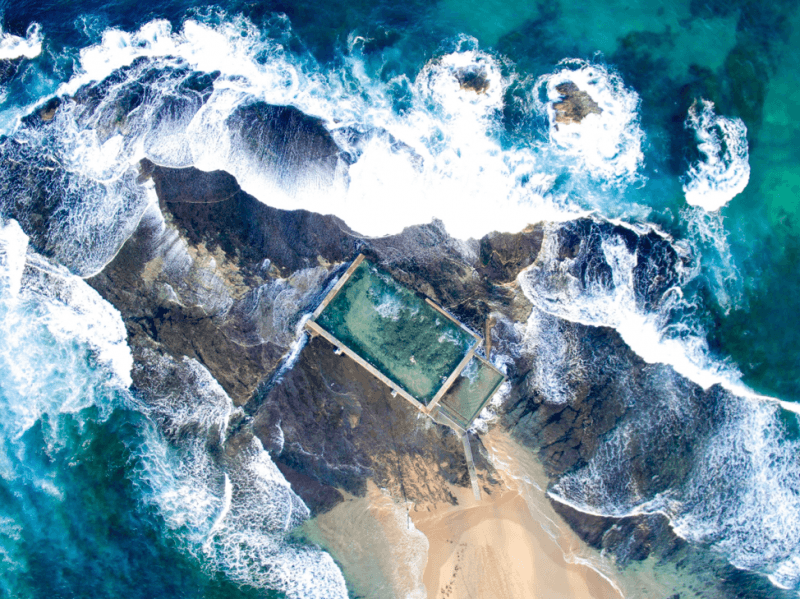 Waves crashing at the beach