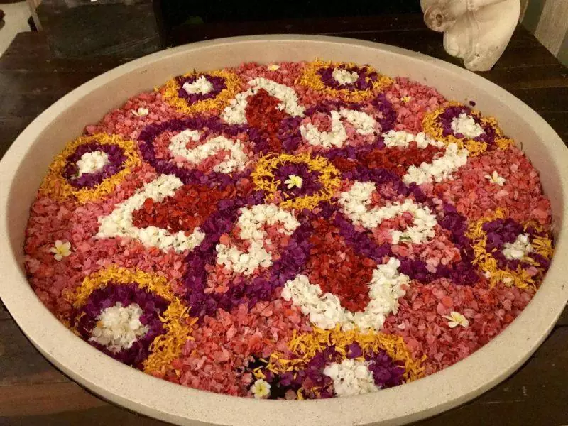 Flower petals make decorative design in water