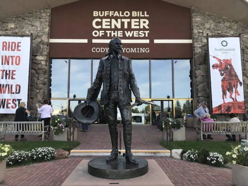 Buffalo Bill Statue