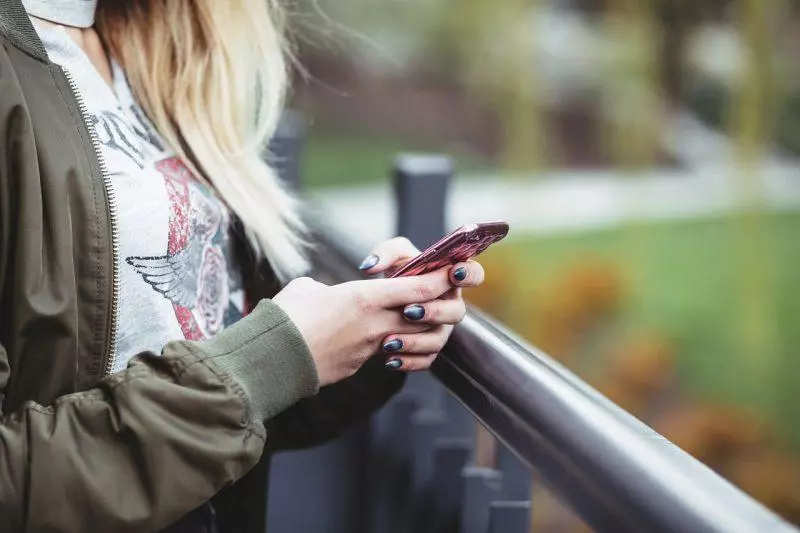 girl on her phone