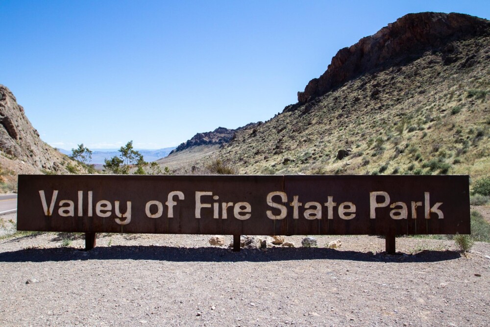 How to Plan the Perfect Vegas to Valley of Fire Day Trip - Jen on a Jet ...